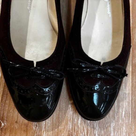 Salvatore Ferragamo Womens Burgundy Suede & Patent Leather Wingtip Flat- 8B - Picture 5 of 6